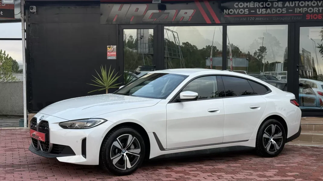 BMW i4 2022 - 1 EUR, 103000 km - AUTO.MOTO.pt - 103000km - foto 9 de 46