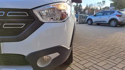 Dacia Lodgy 2021 - 15900 EUR, 130712 km - AUTO.MOTO.pt - 130712km - foto 30 de 32