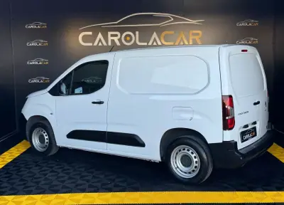 Peugeot 2019 - 13450 EUR, 90000 km - AUTO.MOTO.pt - 90000km - foto 9 de 15