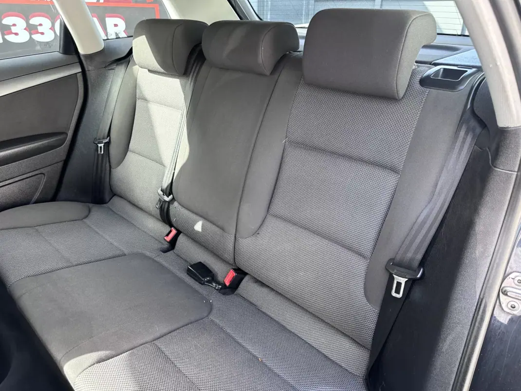 Audi A3 Sportback 2009 - 6500 EUR, 330000 km - AUTO.MOTO.pt - 330000km - foto 14 de 35