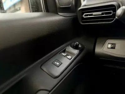 Citroën 2024 - 17950 EUR, 51000 km - AUTO.MOTO.pt - 51000km - foto 14 de 23