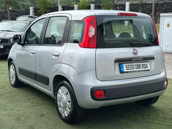 Fiat Panda 2015 - 7990 EUR, 108981 km - AUTO.MOTO.pt - 108981km - foto 2 de 15