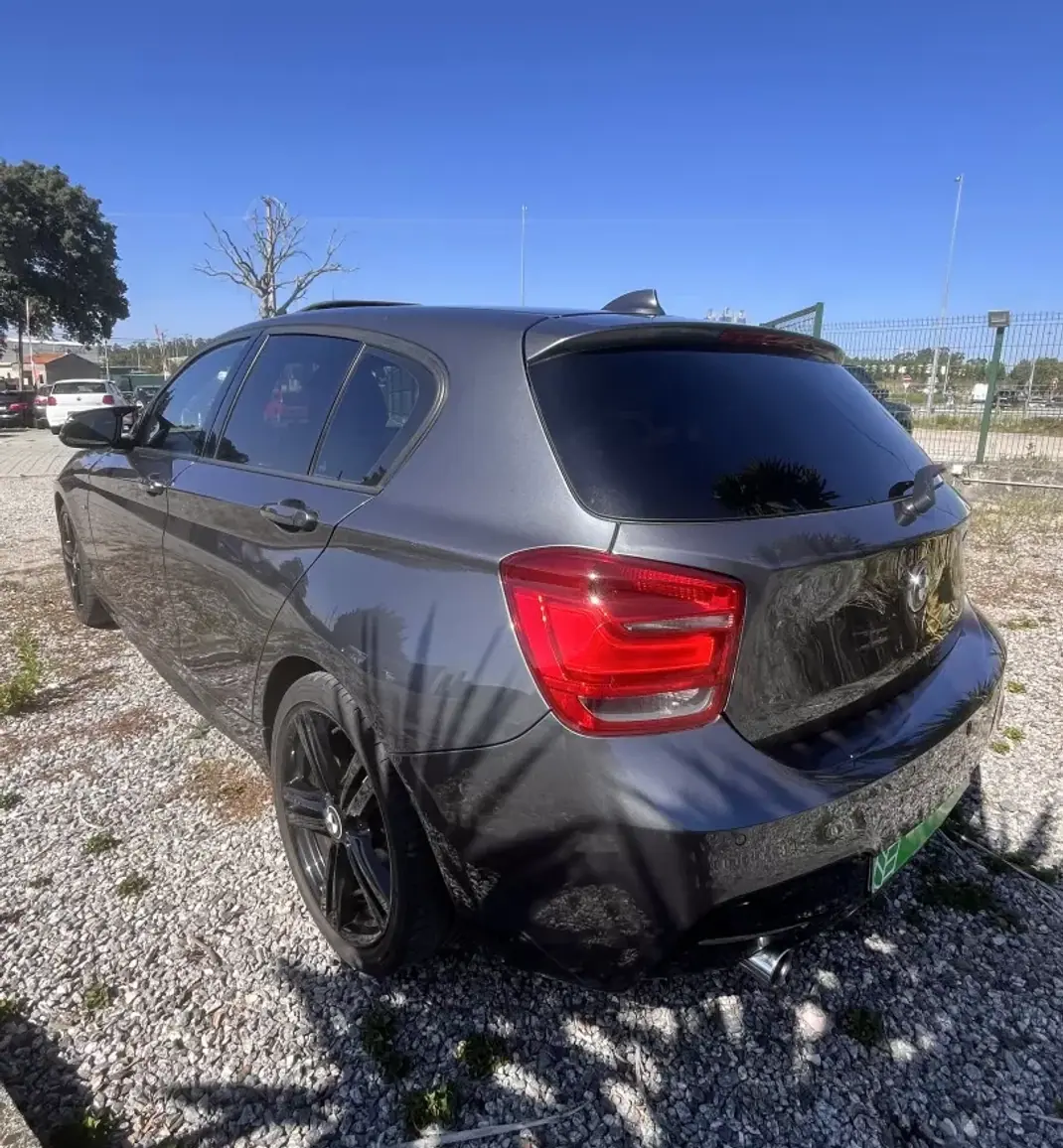 BMW 118 2014 - 15999 EUR, 193000 km - 193000km - foto 5 de 30
