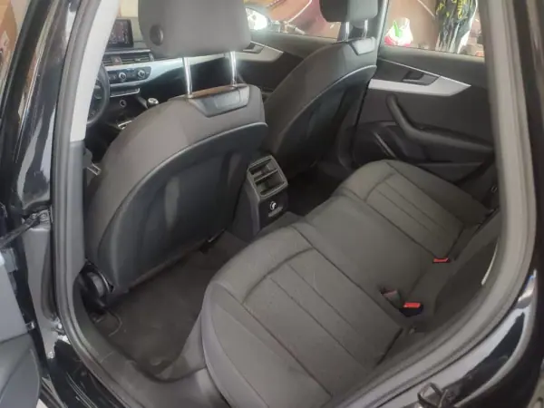 Audi A4 Avant 2017 - 18700 EUR, 168000 km - AUTO.MOTO.pt - 168000km - foto 15 de 16