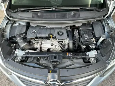 Opel Zafira 2018 - 13900 EUR, 128674 km - AUTO.MOTO.pt - 128674km - foto 36 de 36