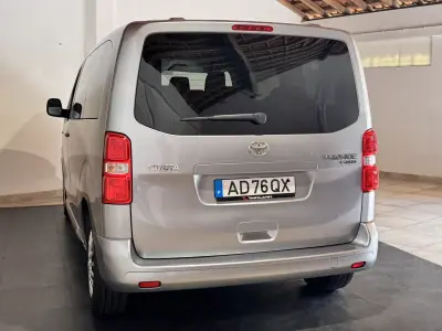 Toyota Proace Verso 2020 - 28900 EUR, 168506 km - AUTO.MOTO.pt - 168506km - foto 7 de 20