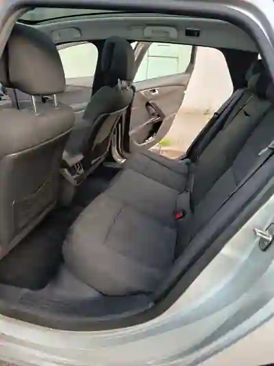 Peugeot 508 SW 2014 - 8500 EUR, 234400 km - 234400km - foto 13 de 15