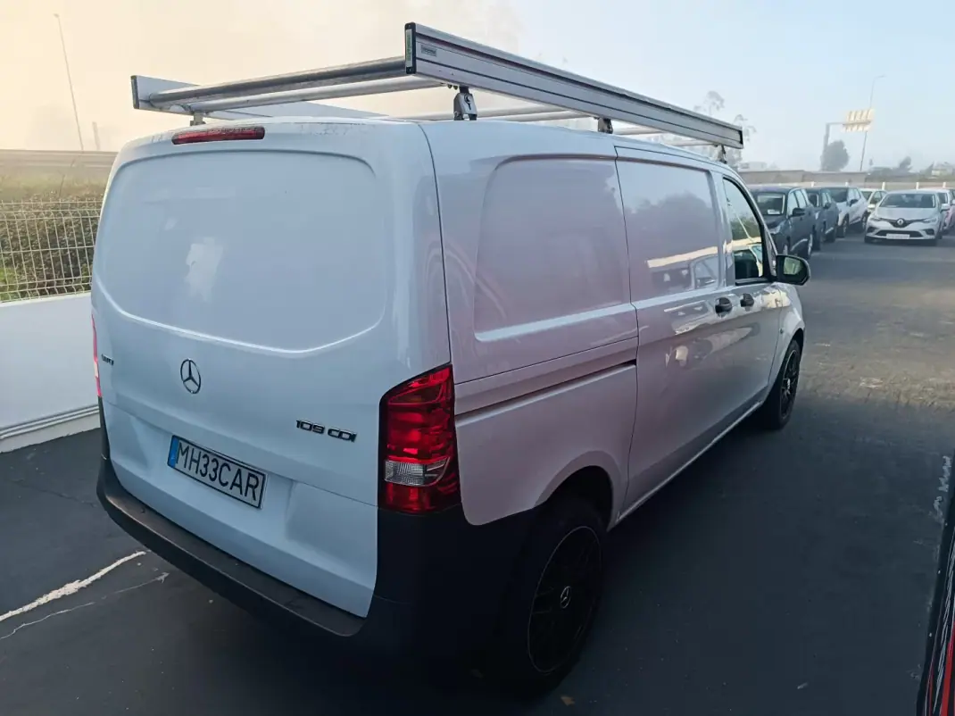 Mercedes-Benz Citan 109 CDI Longa Crew 2017 - 14900 EUR, 197662 km - AUTO.MOTO.pt - 197662km - foto 4 de 20