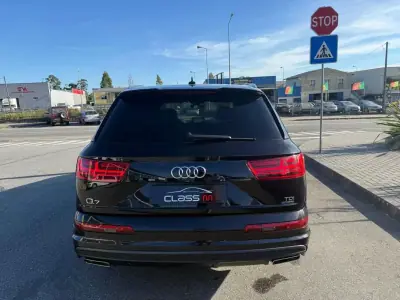 Audi Q7 2015 - 32900 EUR, 220901 km - AUTO.MOTO.pt - 220901km - foto 5 de 38