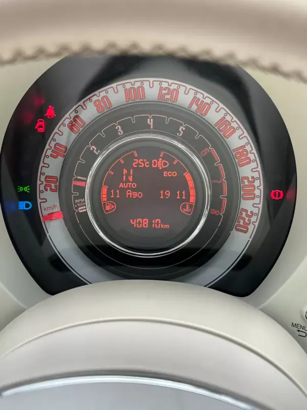 Fiat 500 2018 - 13500 EUR, 40000 km - AUTO.MOTO.pt - 40000km - foto 60 de 78