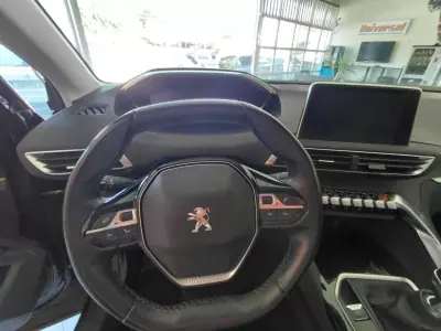 Peugeot 5008 2019 - 12900 EUR, 128000 km - AUTO.MOTO.pt - 128000km - foto 11 de 21