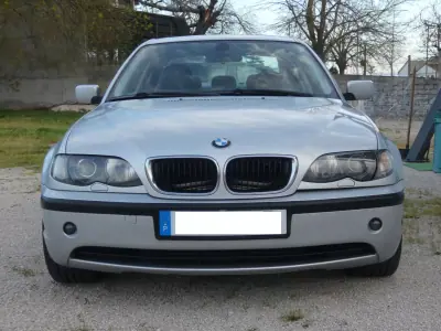 BMW 320 2004 - 7250 EUR, 270000 km - AUTO.MOTO.pt - 270000km - foto 4 de 28