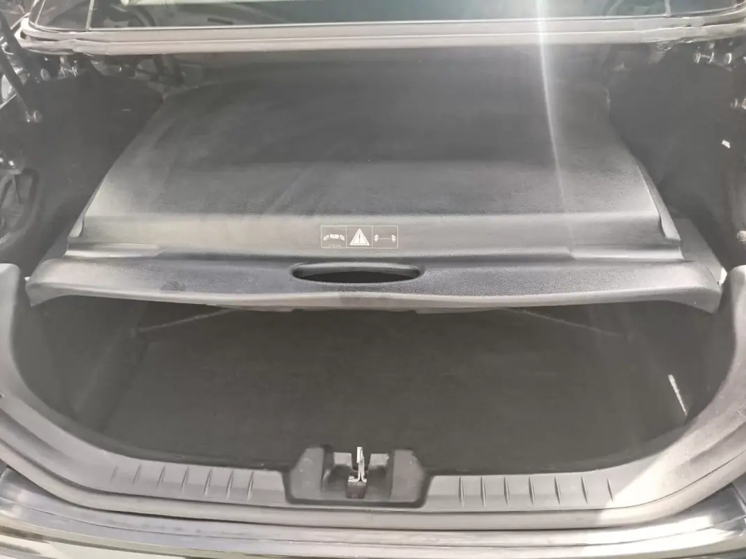Mercedes-Benz SLK 200 2006 - 15750 EUR, 104655 km - AUTO.MOTO.pt - 104655km - foto 13 de 20