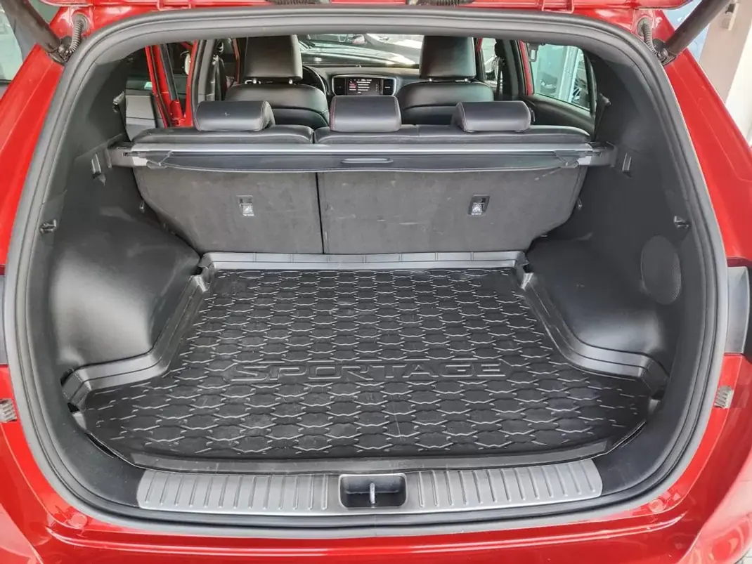 Kia Sportage 2021 - 19750 EUR, 67500 km - AUTO.MOTO.pt - 67500km - foto 16 de 36