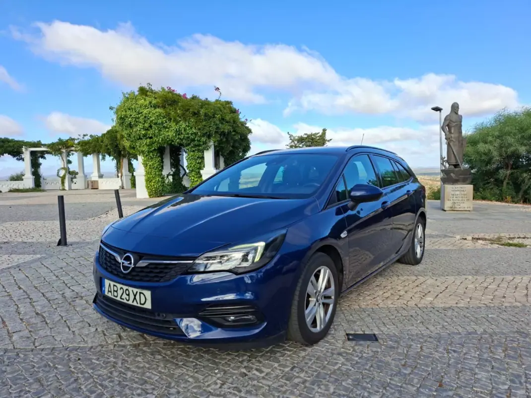 Opel Astra Sports Tourer 2020 - 9900 EUR, 170143 km - 170143km - foto 3 de 21