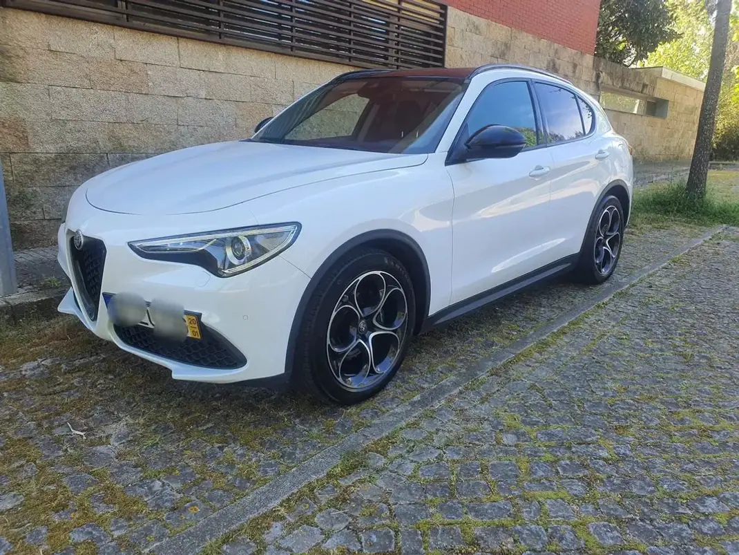 Alfa Romeo Stelvio 2020 - 31500 EUR, 48500 km - AUTO.MOTO.pt - 48500km - foto 30 de 31