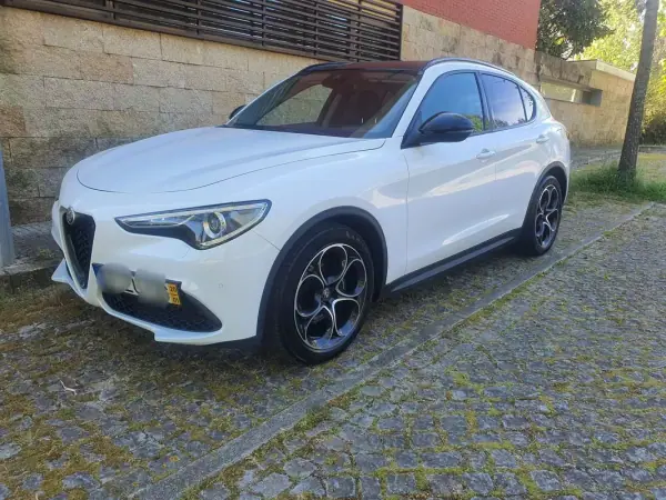 Alfa Romeo Stelvio 2020 - 31500 EUR, 48500 km - AUTO.MOTO.pt - 48500km - foto 30 de 31