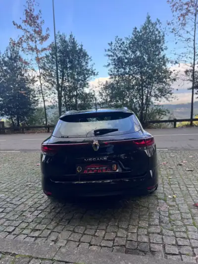 Renault Mégane Break 2022 - 17500 EUR, 116925 km - AUTO.MOTO.pt - 116925km - foto 19 de 19