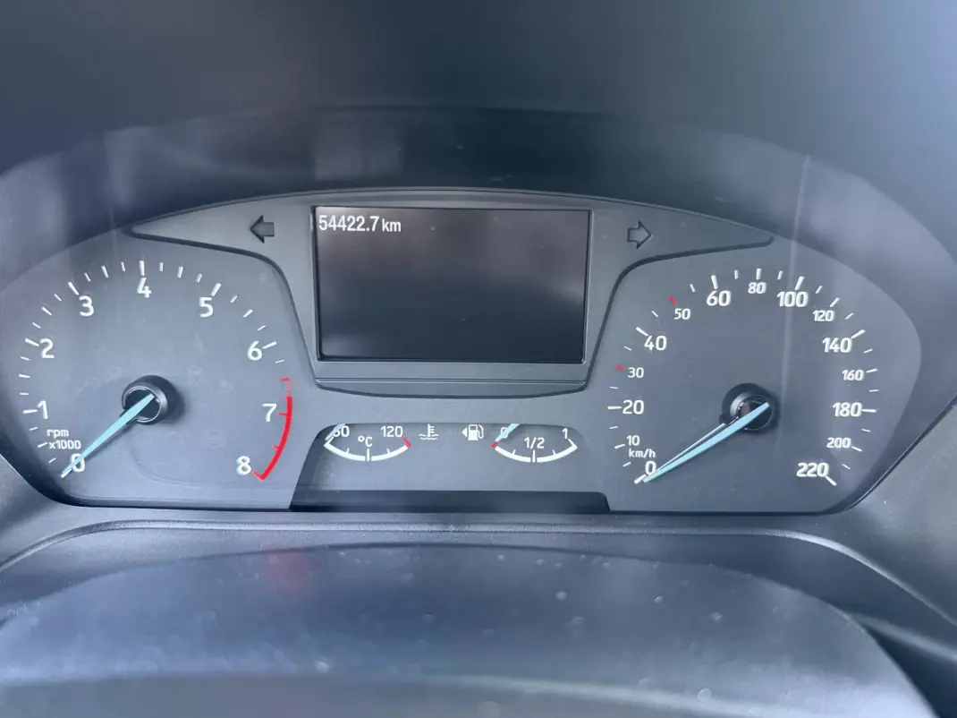 Ford Fiesta 2020 - 14900 EUR, 54422 km - AUTO.MOTO.pt - 54422km - foto 11 de 15
