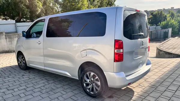 Citroën Spacetourer 2019 — foto 3 de 5