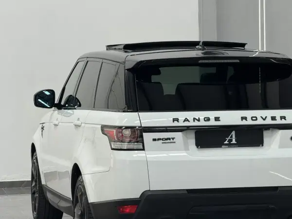 Land Rover Range Rover Sport 2016 - 31990 EUR, 220000 km - AUTO.MOTO.pt - 220000km - foto 11 de 42