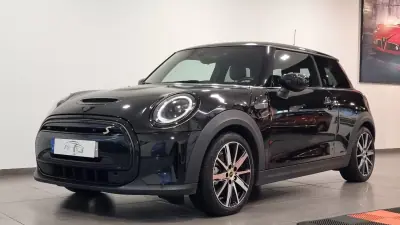 MINI Electric 2021 - 20500 EUR, 73589 km - AUTO.MOTO.pt - 73589km - foto 15 de 48