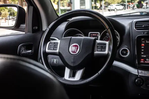 Fiat Freemont 2015 - 9990 EUR, 203244 km - 203244km - foto 28 de 35