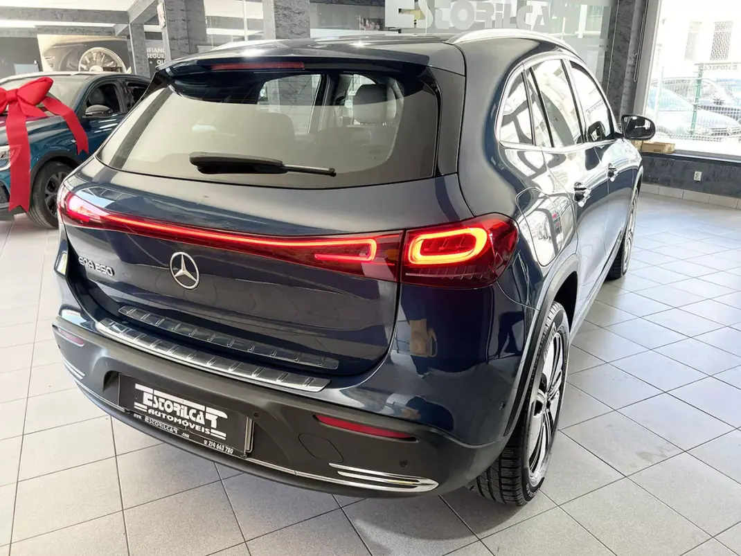 Mercedes-Benz EQA 2021 - 30600 EUR, 49282 km - AUTO.MOTO.pt - 49282km - foto 4 de 24