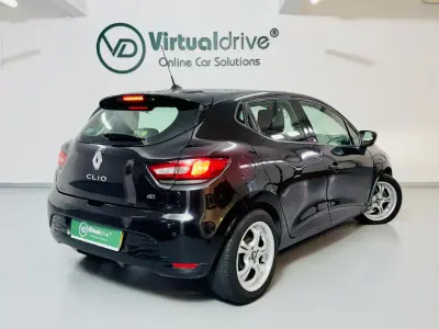 Renault Clio 2012 - 5750 EUR, 228000 km - AUTO.MOTO.pt - 228000km - foto 5 de 44
