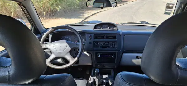 Mitsubishi Pajero Sport 2000 - 7500 EUR, 254000 km - 254000km - foto 9 de 10