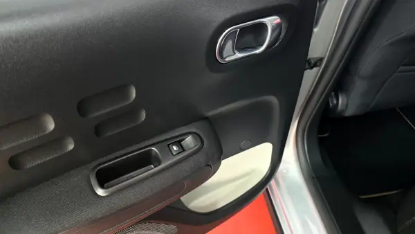 Citroën C3 2019 - 12750 EUR, 56334 km - AUTO.MOTO.pt - 56334km - foto 66 de 75