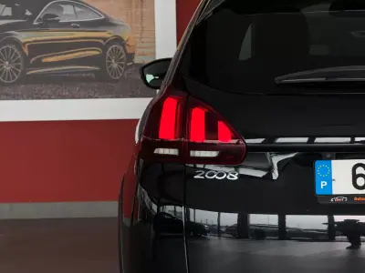 Peugeot 2008 2018 - 14990 EUR, 60029 km - AUTO.MOTO.pt - 60029km - foto 9 de 21