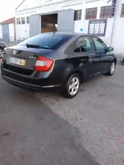 Skoda Rapid Spaceback 2014 — foto 4 de 6