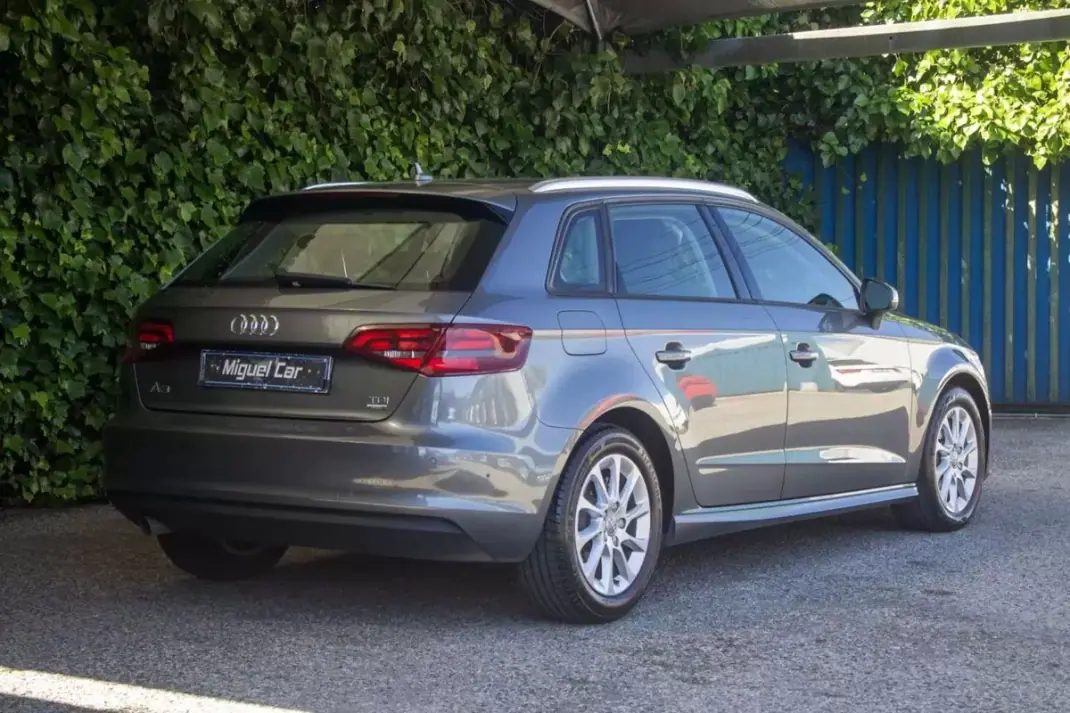Audi A3 Sportback 2015 - 15900 EUR, 100000 km - AUTO.MOTO.pt - 100000km - foto 8 de 16