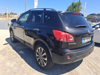 Nissan Qashqai 2010 - 6800 EUR, 250000 km - AUTO.MOTO.pt - 250000km - foto 8 de 8