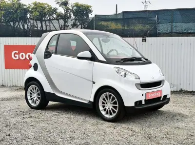 Smart ForTwo Coupé 2009 - 5250 EUR, 180773 km - AUTO.MOTO.pt - 180773km - foto 9 de 23