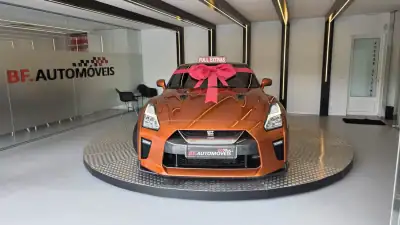 Nissan GT-R 2017 - 145000 EUR, 54312 km - AUTO.MOTO.pt - 54312km - foto 11 de 57
