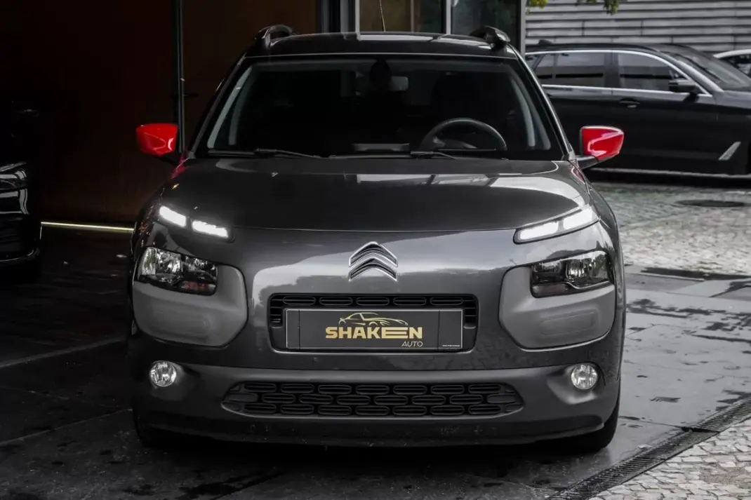 Citroën C4 Cactus 2016 - 10550 EUR, 98640 km - AUTO.MOTO.pt - 98640km - foto 7 de 42