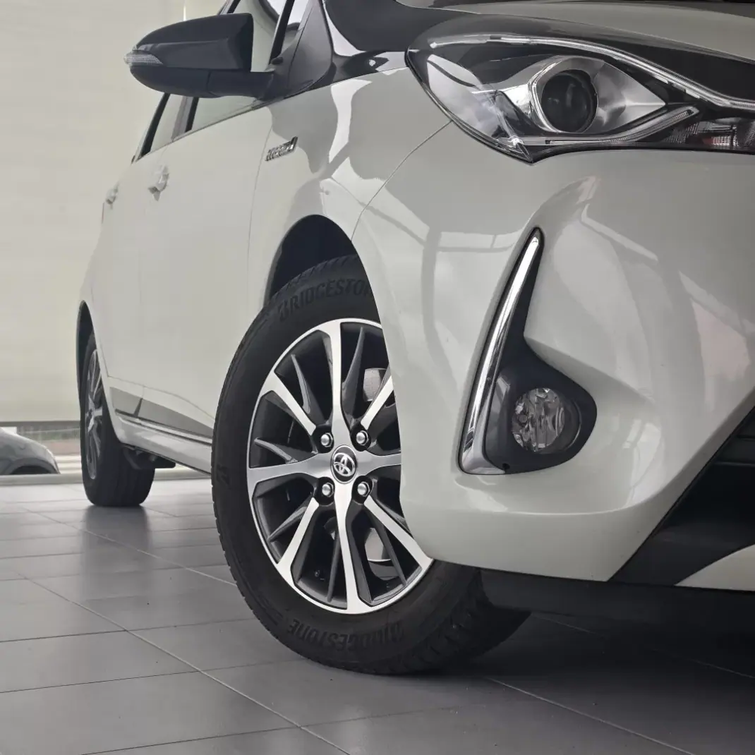 Toyota Yaris 2020 - 18950 EUR, 77356 km - AUTO.MOTO.pt - 77356km - foto 28 de 28