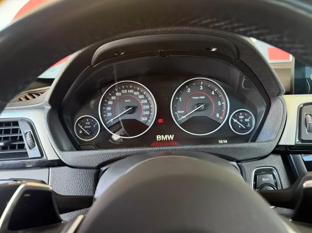 BMW 420 Gran Coupé 2015 - 27900 EUR, 79498 km - AUTO.MOTO.pt - 79498km - foto 19 de 39
