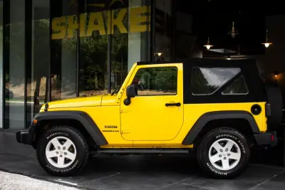 Jeep Wrangler 2009 - 28500 EUR, 210397 km - AUTO.MOTO.pt - 210397km - foto 2 de 34