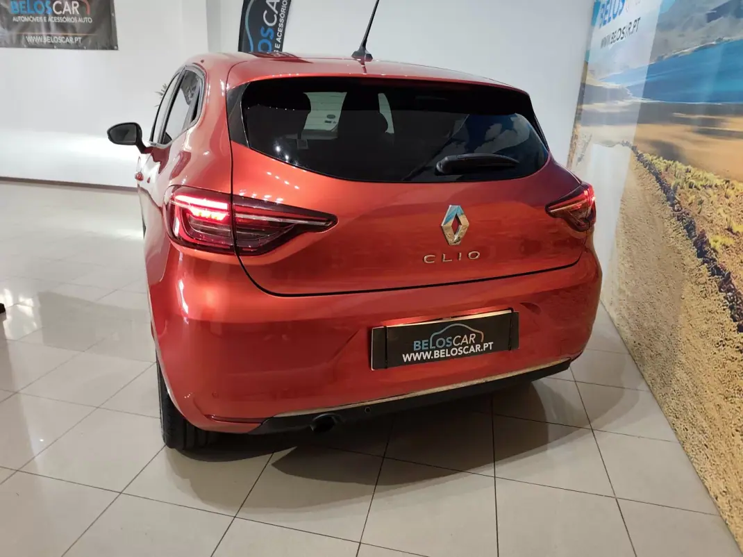 Renault Clio 2019 - 12300 EUR, 62000 km - 62000km - foto 8 de 22