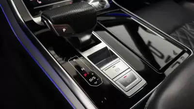 Audi Q8 2019 - 63990 EUR, 133725 km - AUTO.MOTO.pt - 133725km - foto 44 de 46