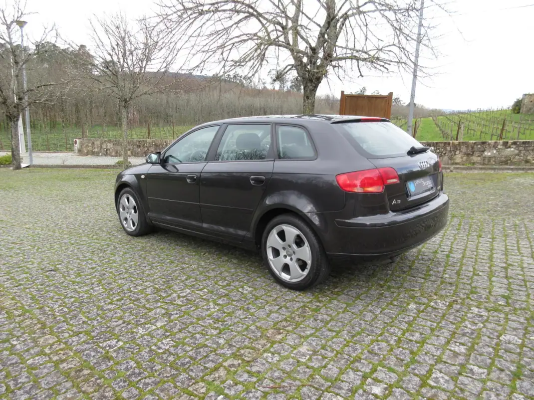 Audi A3 Sportback 2006 - 7490 EUR, 285 km - AUTO.MOTO.pt - 285km - foto 6 de 30