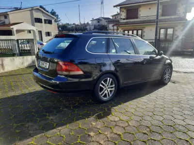 Volkswagen Golf 2009 - 7950 EUR, 270581 km - AUTO.MOTO.pt - 270581km - foto 3 de 12