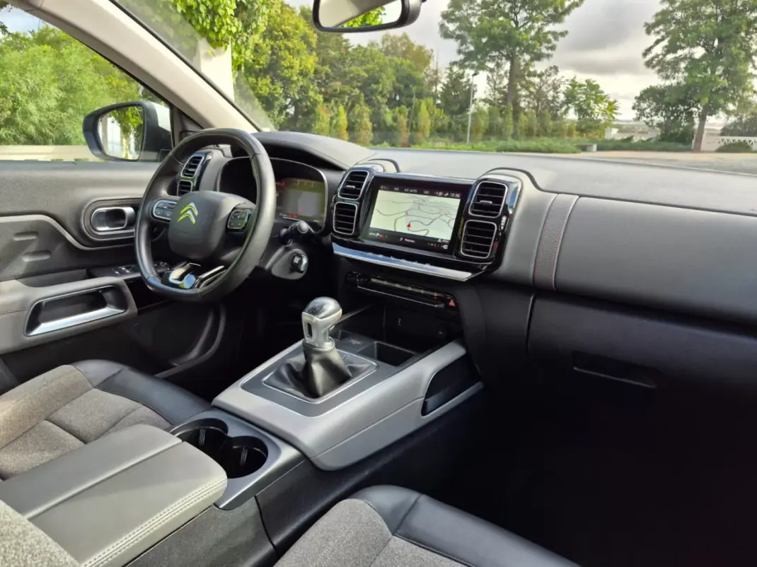 Citroën C5 Aircross 2019 - 20900 EUR, 75272 km - AUTO.MOTO.pt - 75272km - foto 21 de 23