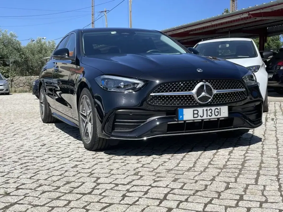 Mercedes-Benz C 300e 2024 - 54750 EUR, 5253 km - AUTO.MOTO.pt - 5253km - foto 5 de 15