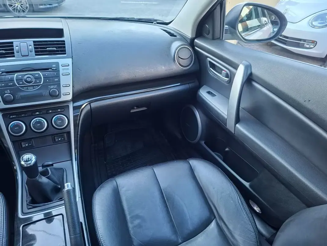 Mazda 6 2009 - 6900 EUR, 230000 km - 230000km - foto 31 de 34
