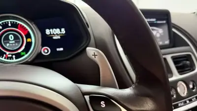 Aston Martin DB11 Coupé 2020 - 149990 EUR, 48409 km - 48409km - foto 24 de 38