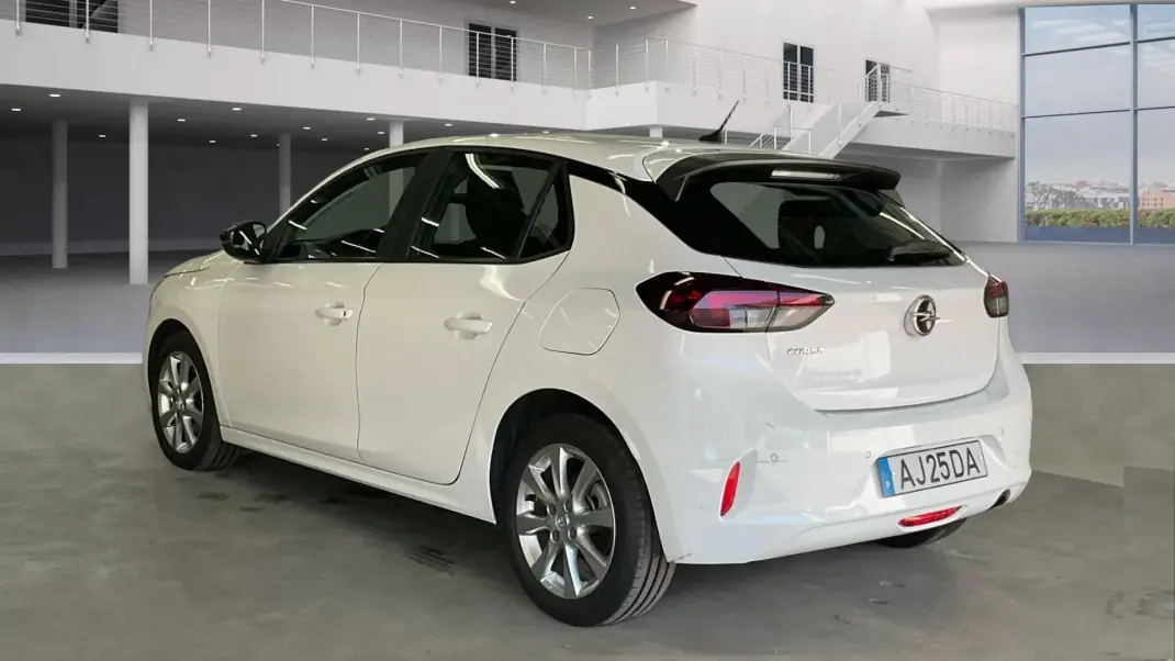 Opel Corsa 2021 - 13499 EUR, 96121 km - AUTO.MOTO.pt - 96121km - foto 2 de 21